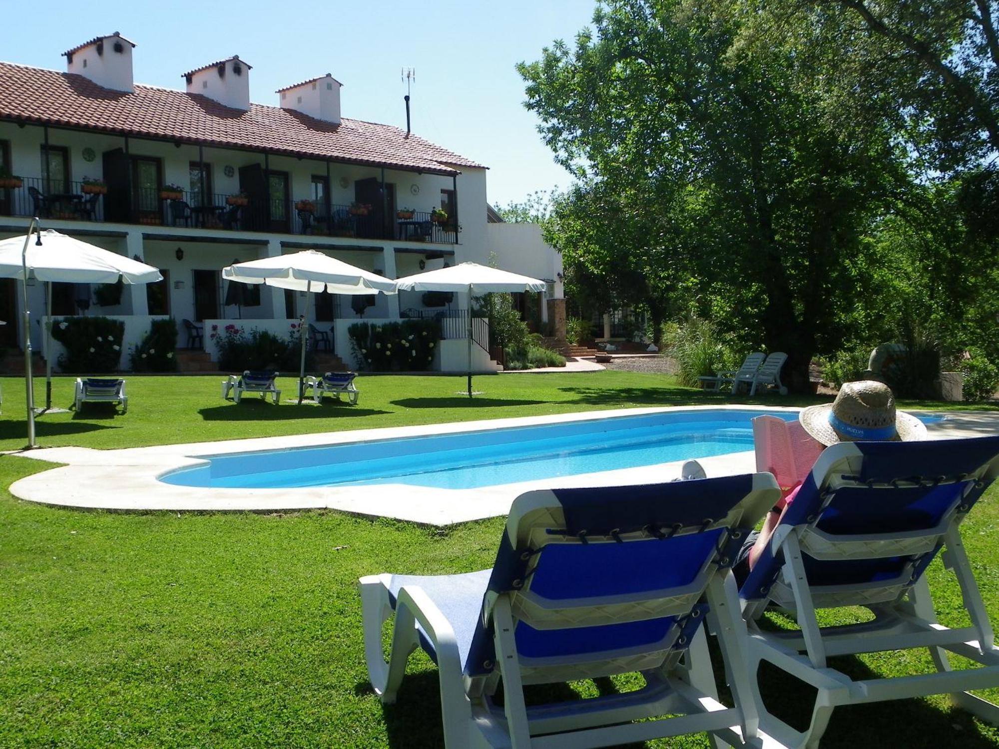 Hotel Apartamento Rural Finca La Media Legua Aracena Exterior foto