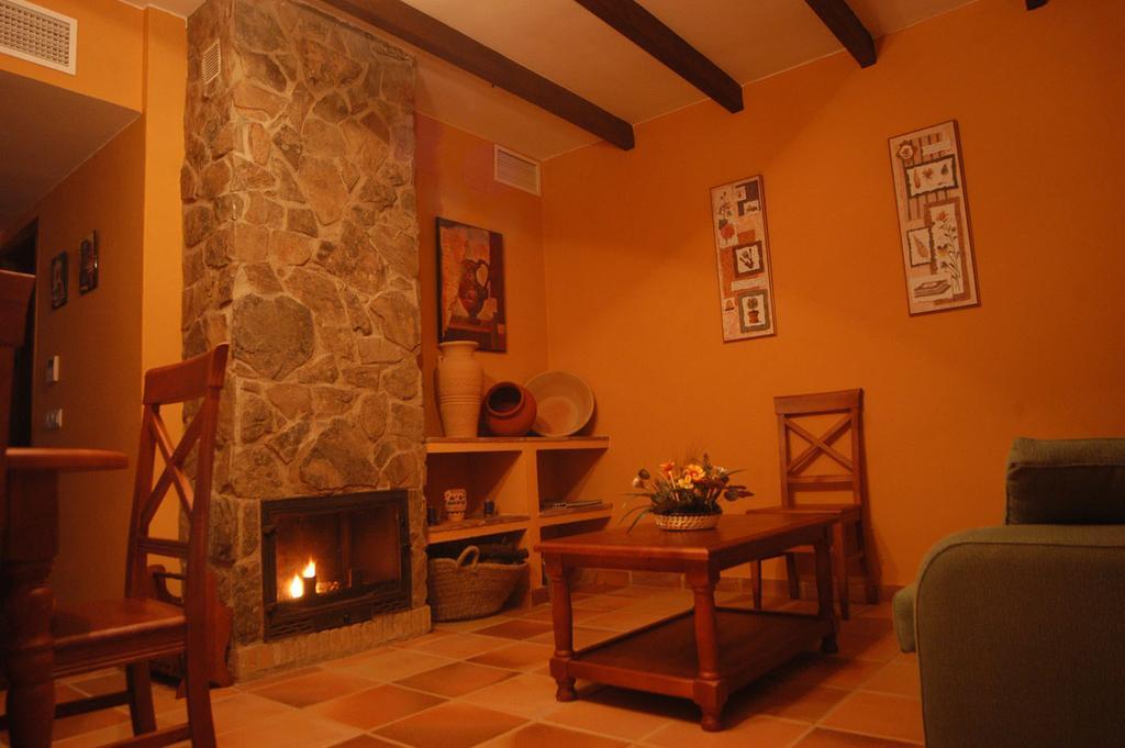 Hotel Apartamento Rural Finca La Media Legua Aracena Exterior foto